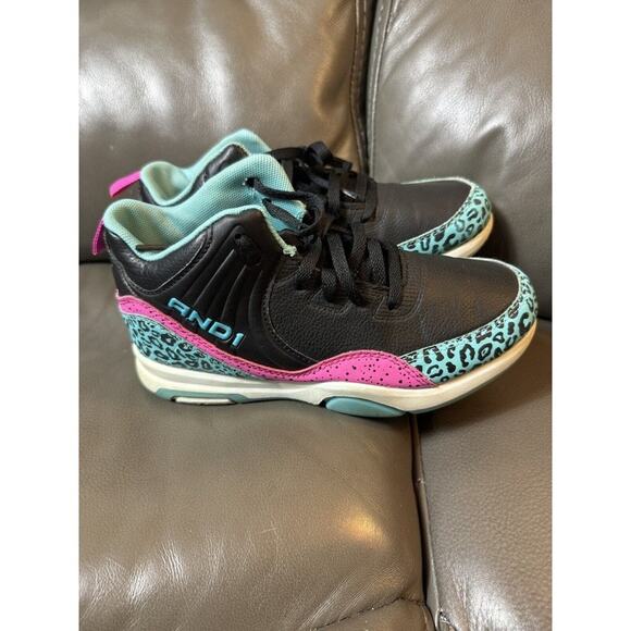 SHOES 3 Pairs Size 4 1-Heelys W/out Wheels 1-Falls Creek Tenis Shoe And 1-And1 - Picture 14 of 16